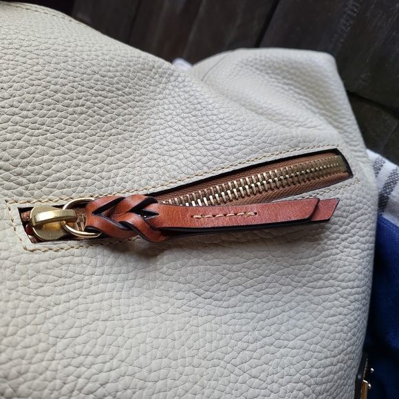 DOONEY & BOURKE Pebble Bag - Picture 4 of 14